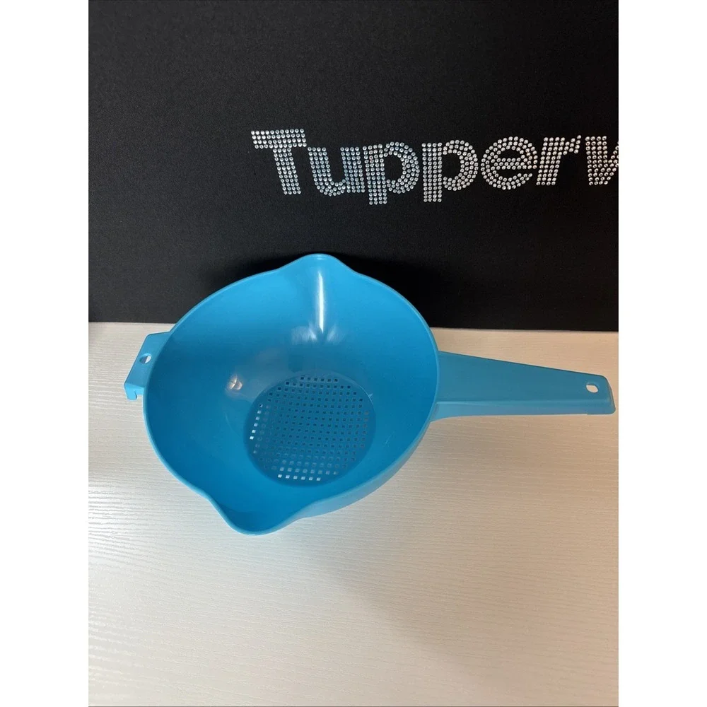 Tupperware colander double